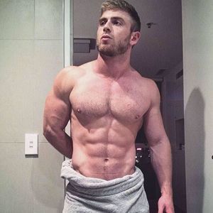 Meet your Posher, Adam